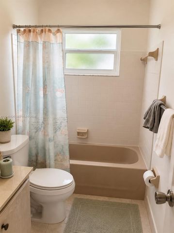 6145 Hayes Street, Hollywood, FL 33024