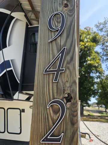 942 Lexi Ln, Clifton, TN 38425