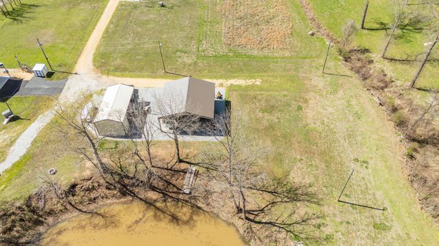 942 Lexi Ln, Clifton, TN 38425