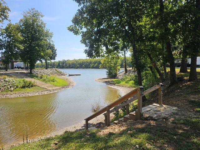 942 Lexi Ln, Clifton, TN 38425