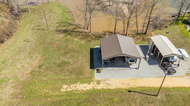 942 Lexi Ln, Clifton, TN 38425