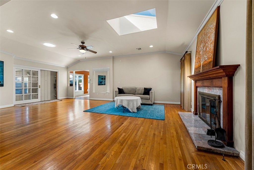 Image 14 of property listing at 17922 Romelle, Santa Ana, CA 92705