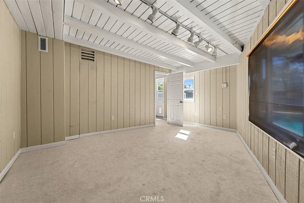 Image 22 of property listing at 17922 Romelle, Santa Ana, CA 92705