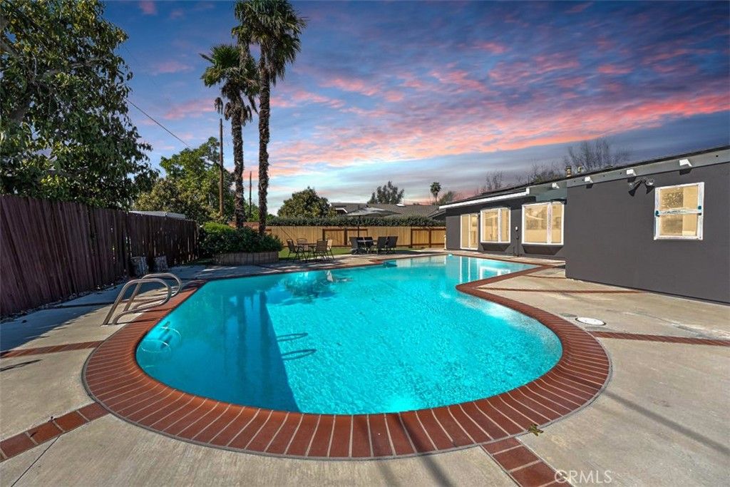 Image 4 of property listing at 17922 Romelle, Santa Ana, CA 92705