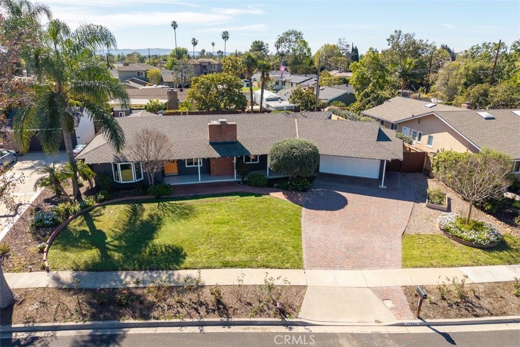 Image 40 of property listing at 17922 Romelle, Santa Ana, CA 92705