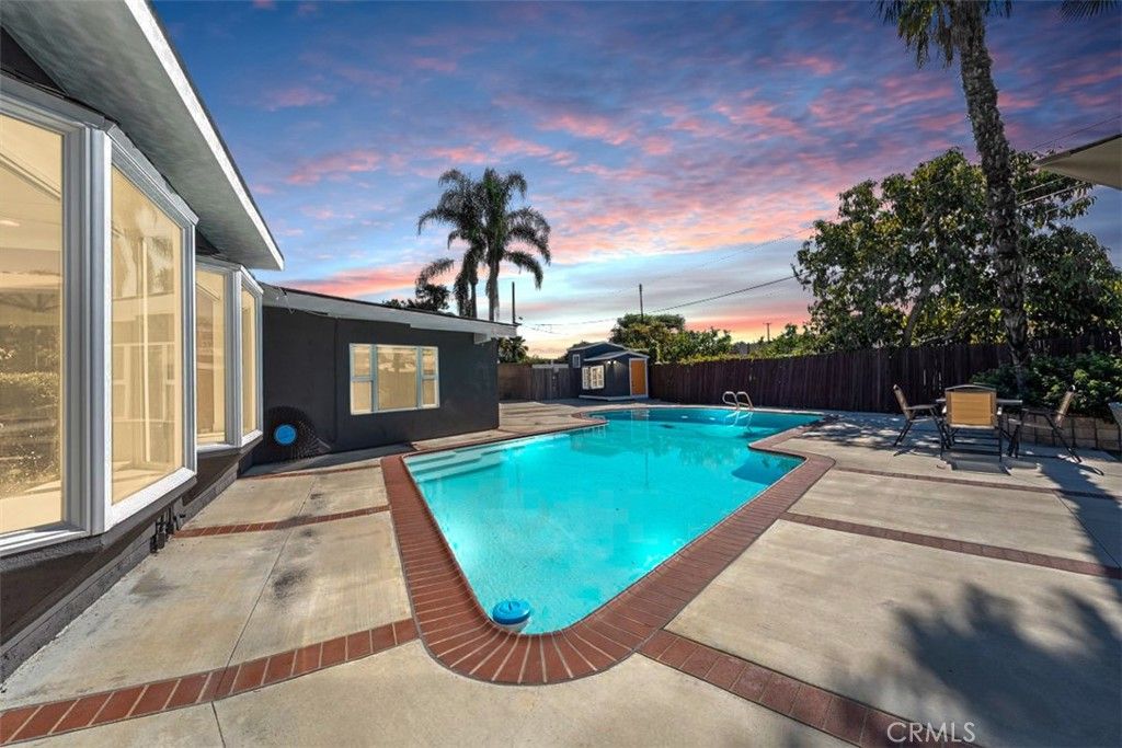 Image 51 of property listing at 17922 Romelle, Santa Ana, CA 92705