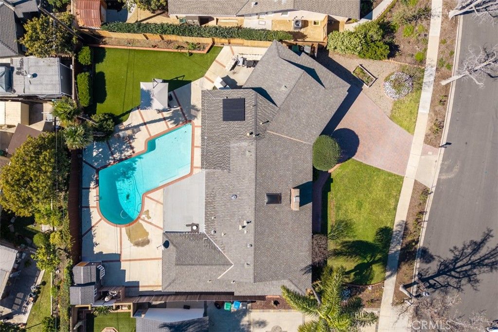 Image 61 of property listing at 17922 Romelle, Santa Ana, CA 92705