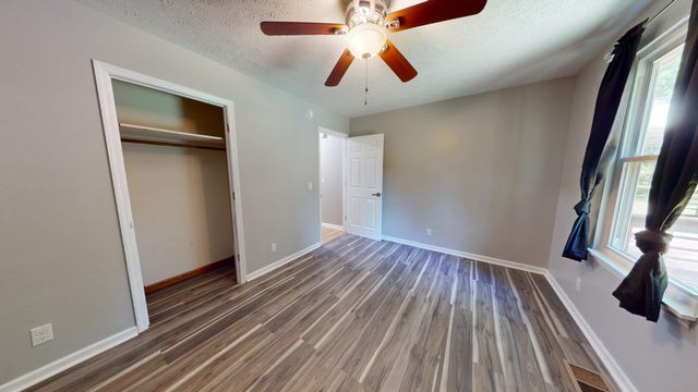 1404 Windhill Ct, Greenbrier, TN 37073