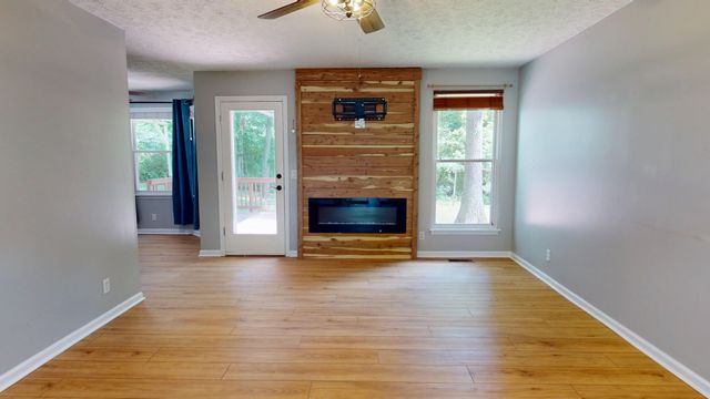 1404 Windhill Ct, Greenbrier, TN 37073
