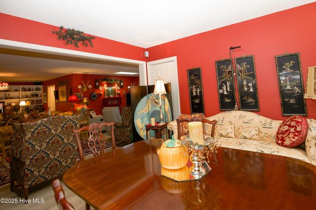 642 Redwood Drive, Southern Pines, NC 28387