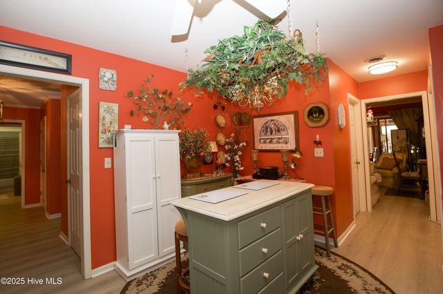 642 Redwood Drive, Southern Pines, NC 28387