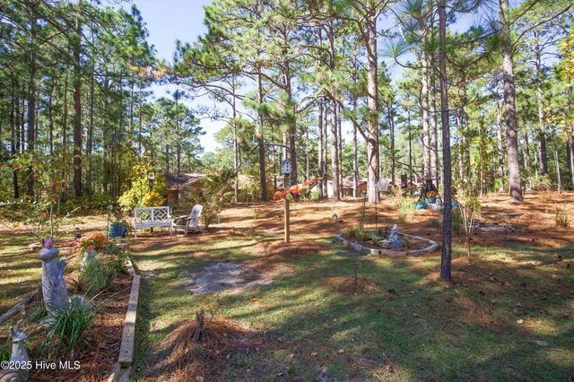 642 Redwood Drive, Southern Pines, NC 28387