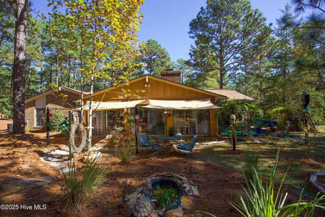 642 Redwood Drive, Southern Pines, NC 28387