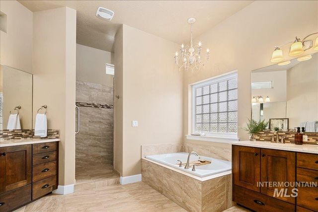 5030 W Parkridge Drive, Boise, ID 83714