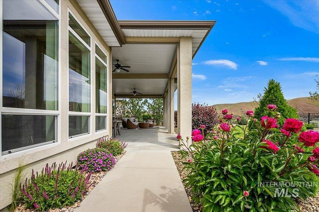 5030 W Parkridge Drive, Boise, ID 83714