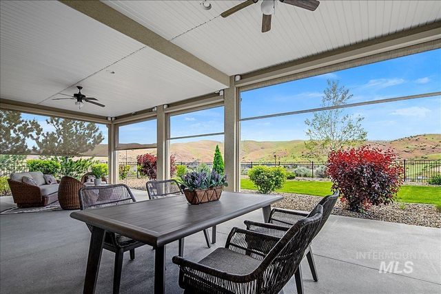 5030 W Parkridge Drive, Boise, ID 83714