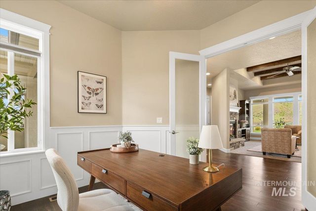5030 W Parkridge Drive, Boise, ID 83714