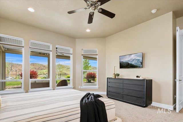 5030 W Parkridge Drive, Boise, ID 83714