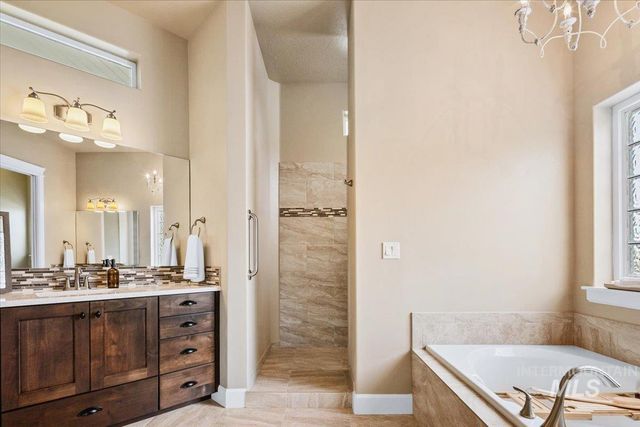 5030 W Parkridge Drive, Boise, ID 83714