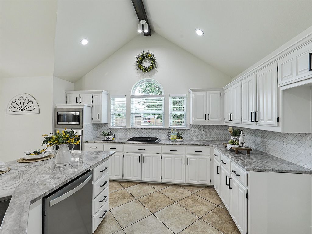 413 Fountain Gate Drive, Allen, TX 75002