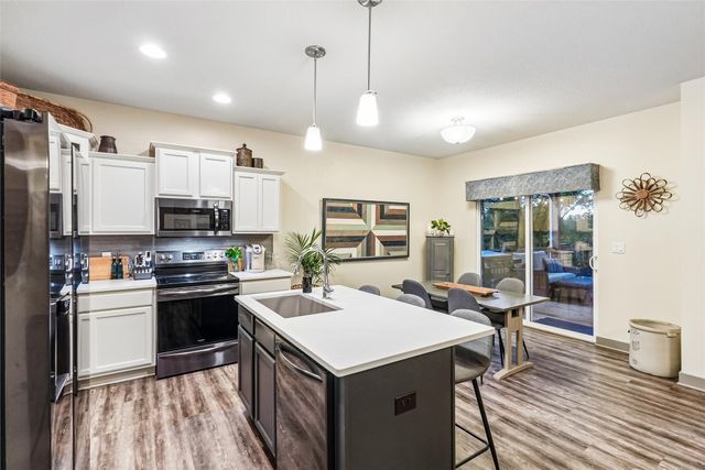4105 High Street, West Des Moines, IA 50265