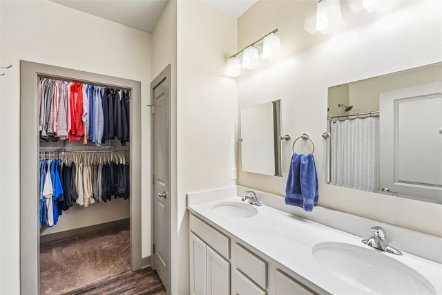 4105 High Street, West Des Moines, IA 50265