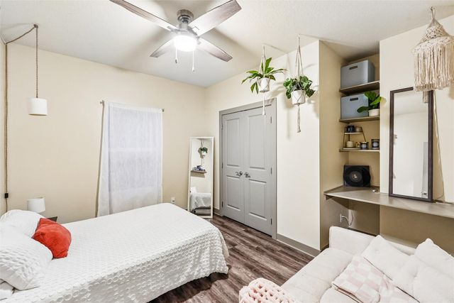4105 High Street, West Des Moines, IA 50265