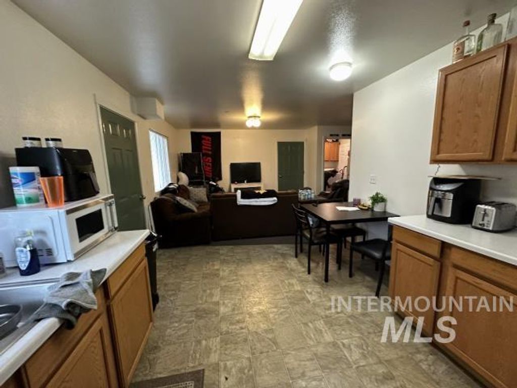 230, 232, 234 Baker St, Moscow, ID 83843 photo 27
