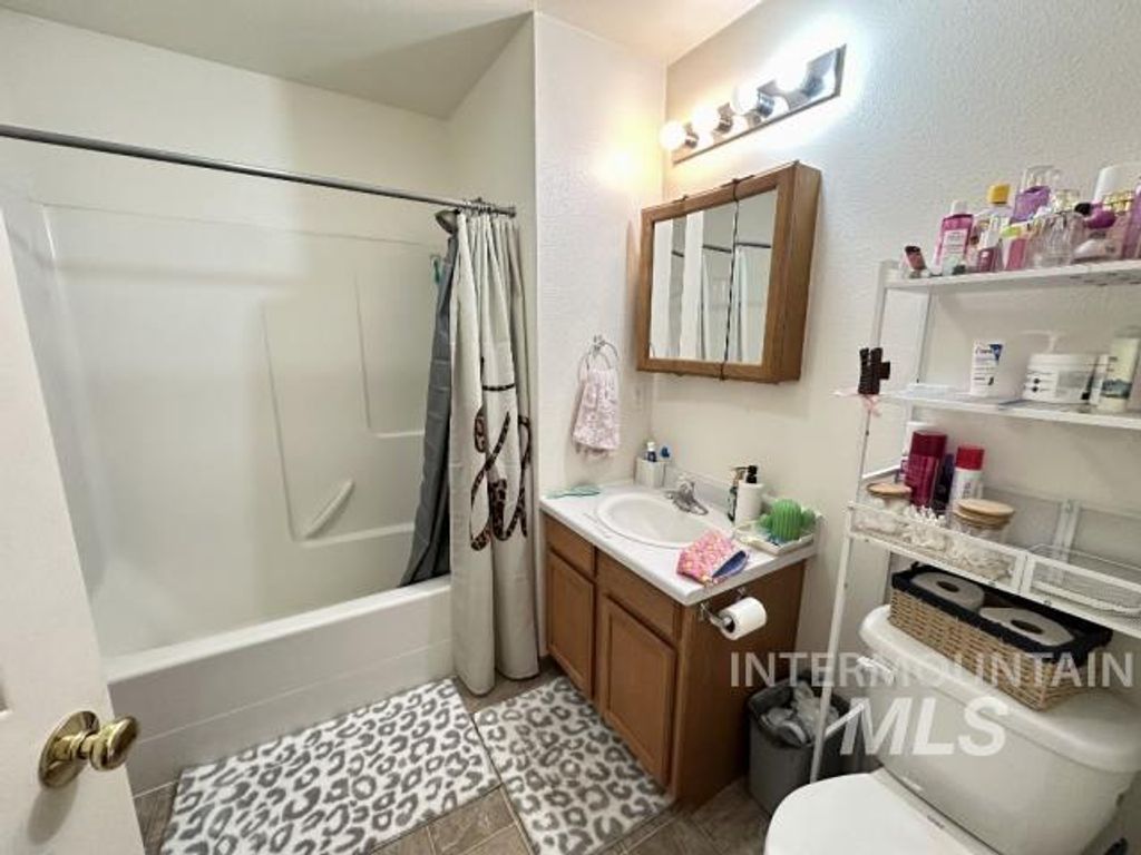 230, 232, 234 Baker St, Moscow, ID 83843 photo 33