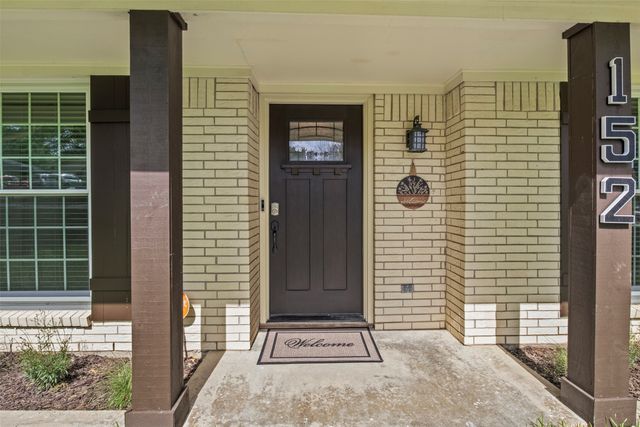152 Stardust Lane, Desoto, TX 75115