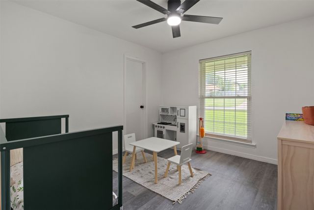 152 Stardust Lane, Desoto, TX 75115