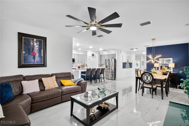 317 SW 26th AVE, Cape Coral, FL 33991