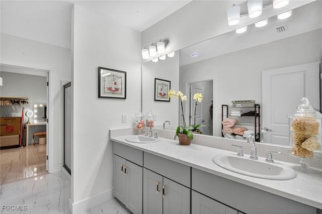 317 SW 26th AVE, Cape Coral, FL 33991