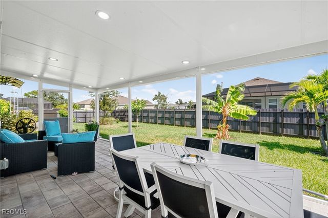 317 SW 26th AVE, Cape Coral, FL 33991