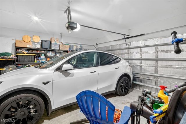 317 SW 26th AVE, Cape Coral, FL 33991