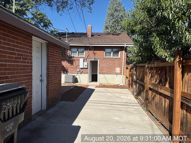 3504 N York St, Denver, CO 80205