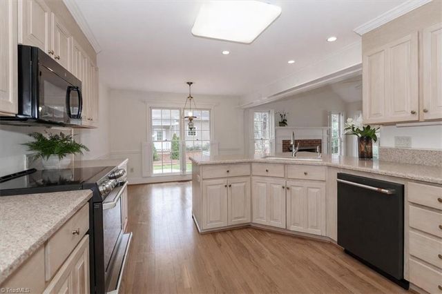 415 N Greenbriar Road, Statesville, NC 28625