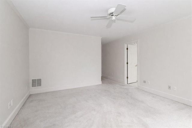 415 N Greenbriar Road, Statesville, NC 28625