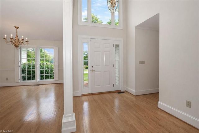 415 N Greenbriar Road, Statesville, NC 28625