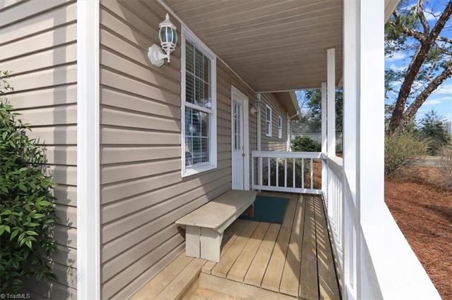 415 N Greenbriar Road, Statesville, NC 28625