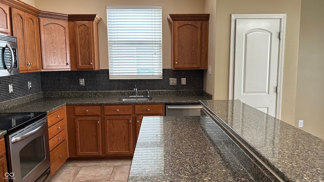 15244 Dry Creek Road, Noblesville, IN 46060