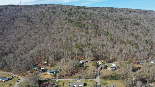 10733 Mcafee Road, Soddy Daisy, TN 37379