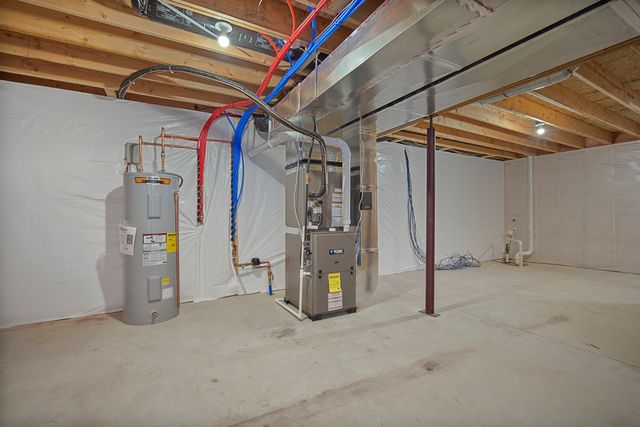 3 Eric Court, Bloomington, IL 61705