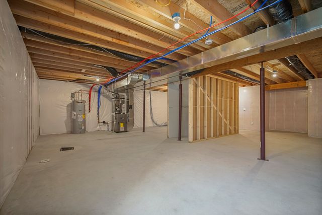 3 Eric Court, Bloomington, IL 61705