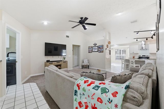 19 POPLAR COURT S, Homosassa, FL 34446