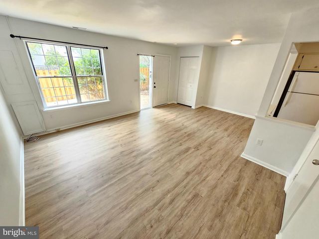 2939 SHEPPERTON TER, Silver Spring, MD 20904