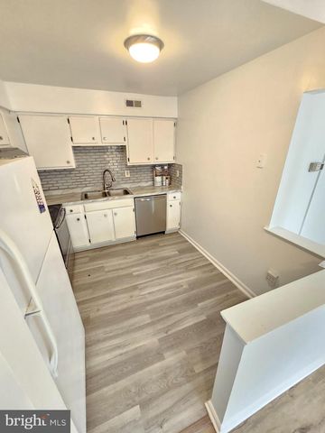 2939 SHEPPERTON TER, Silver Spring, MD 20904