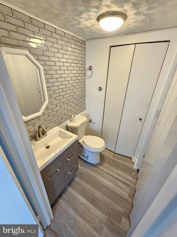 2939 SHEPPERTON TER, Silver Spring, MD 20904