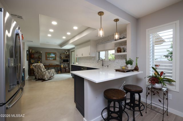 2775 W Casas Circle, Tucson, AZ 85742