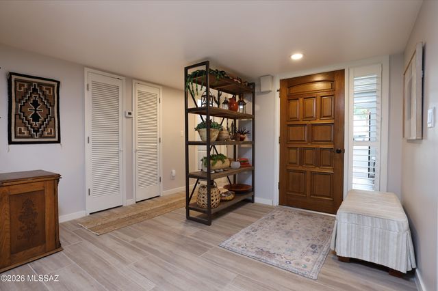 2775 W Casas Circle, Tucson, AZ 85742